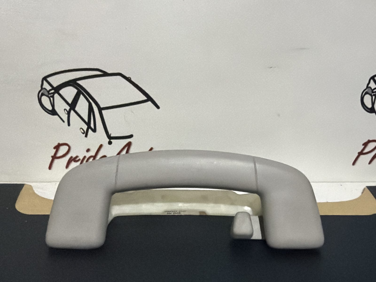 Ручка (тримінг) стелі (з гачком) 3G0-857-643-B